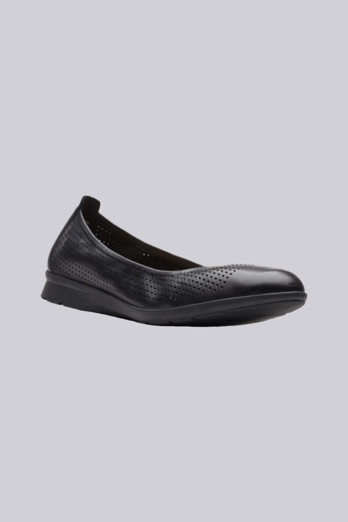 Clarks Jenette Ease Ballet Shoe (black) liquid yatch wear