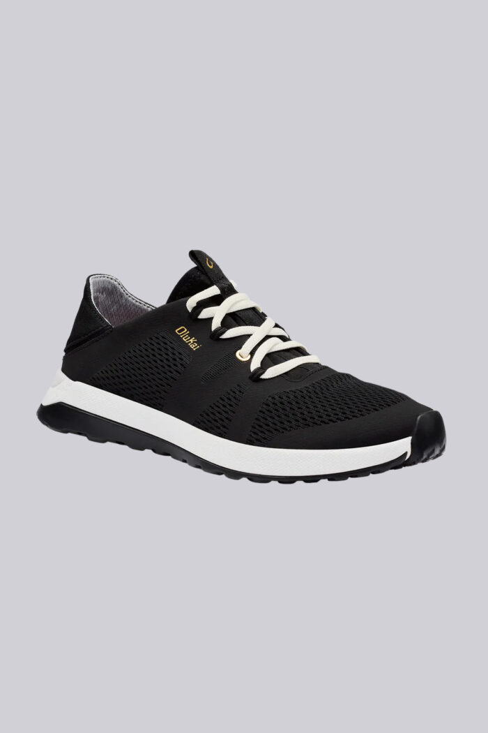 olukai-ladies-huia-shoe-black-liquid-yatch-wear